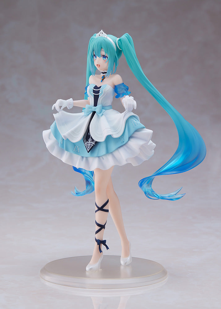 Hatsune Miku Taito Wonderland Figure ~ Cinderella~