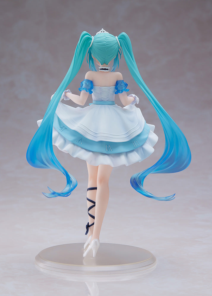 Hatsune Miku Taito Wonderland Figure ~ Cinderella~