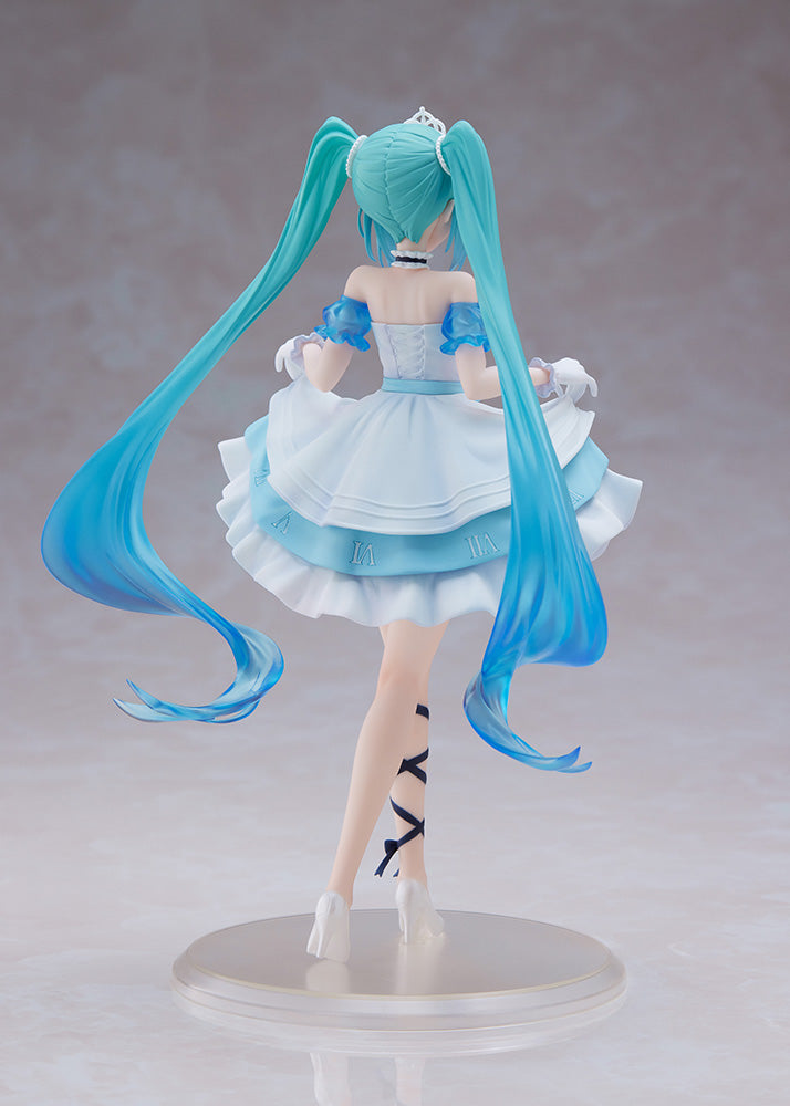 Hatsune Miku Taito Wonderland Figure ~ Cinderella~