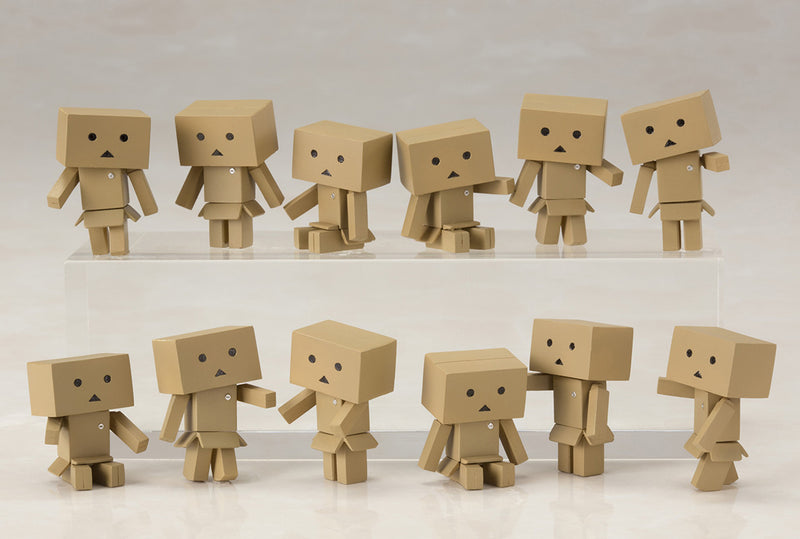 YOTSUBA&! KOTOBUKIYA WAI WAI DANBOARD MINI FIGURE