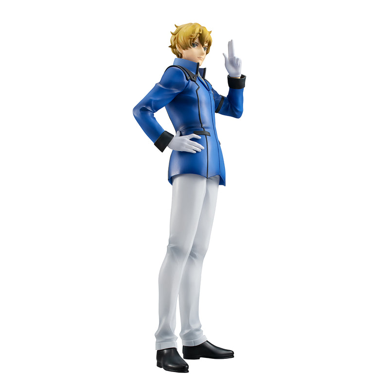 GGG MOBILE SUIT GUNDAM OO  MEGAHOUSE Graham Aker