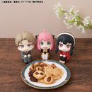 SPY × FAMILY MEGAHOUSE Look up Loid Forger ＆ Yor Forger【with gift】