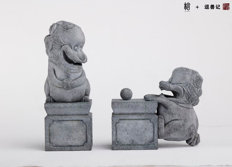 Sum-Art funky beast series stone lion (4 pcs/set)