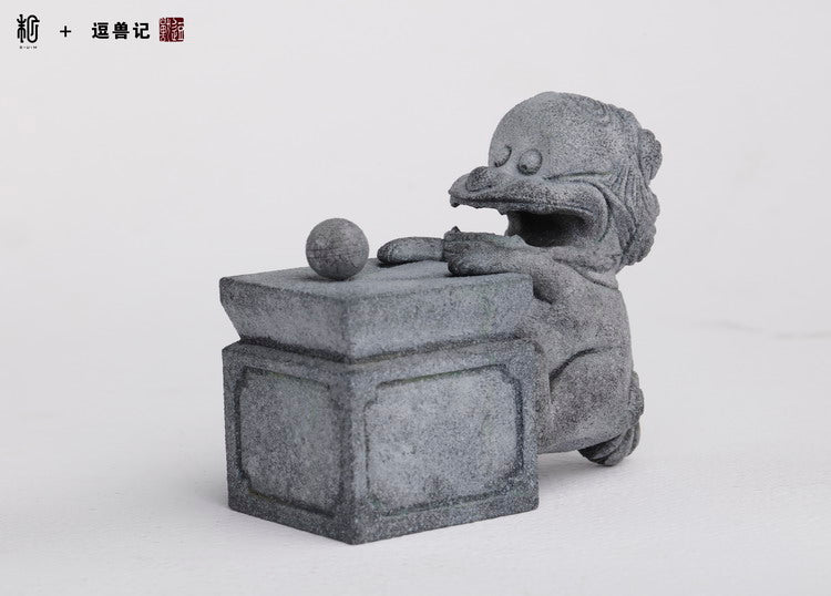 Sum-Art funky beast series stone lion (4 pcs/set)