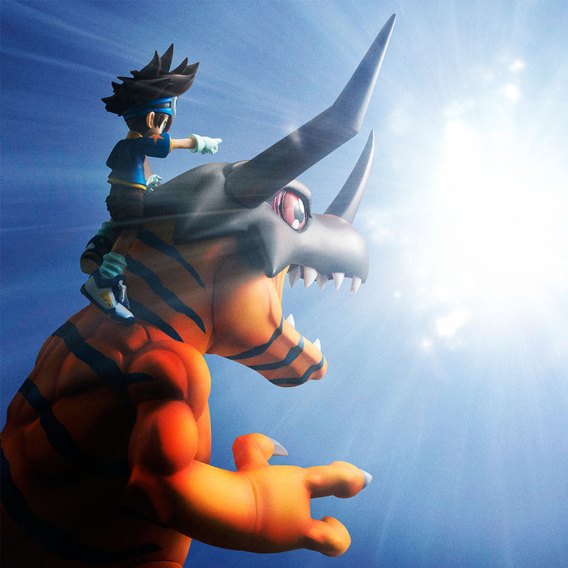 DIGIMON MEGAHOUSE GEM SERIES DIGIMON GREYMON & YAGAMI TAICHI