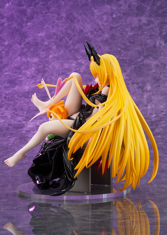 To Love-Ru Darkness FLARE Golden Darkness