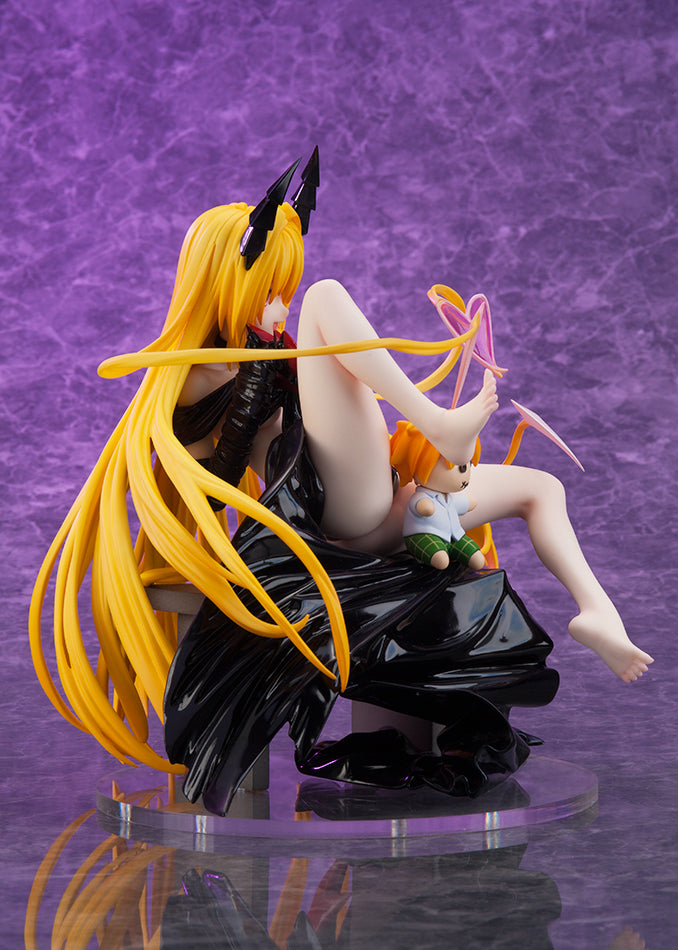 To Love-Ru Darkness FLARE Golden Darkness