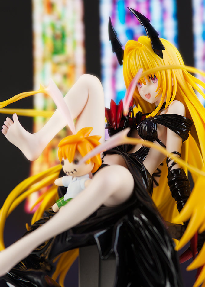 To Love-Ru Darkness FLARE Golden Darkness