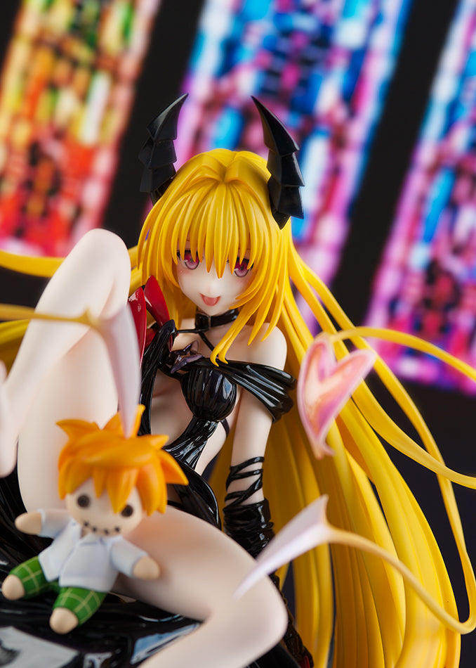 To Love-Ru Darkness FLARE Golden Darkness