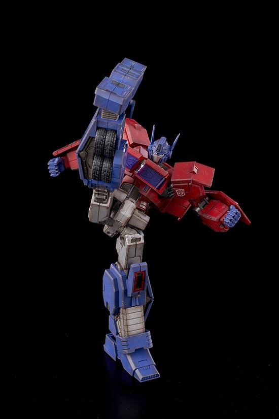 Transformers Flame Toys Furai Action Optimus Prime (IDW ver.)