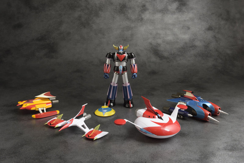 DynamiteAction! EVOLUTION TOYS Grendizer & Spazers Set