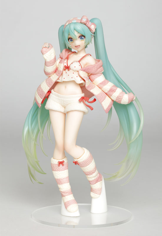 Hatsune Miku Taito ~Room wear ver~ Figure