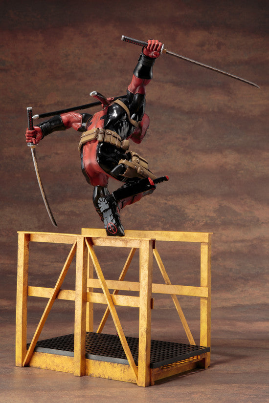 MARVEL NOW! KOTOBUKIYA SUPER DEADPOOL ARTFX